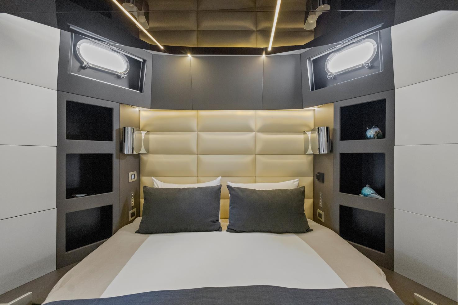 2024 Arcadia Yachts Sherpa 60 a noleggio (photo 11)