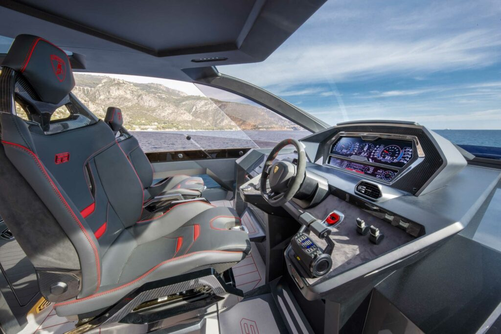 2022 Tecnomar Lamborghini 63 en alquiler (photo 11)