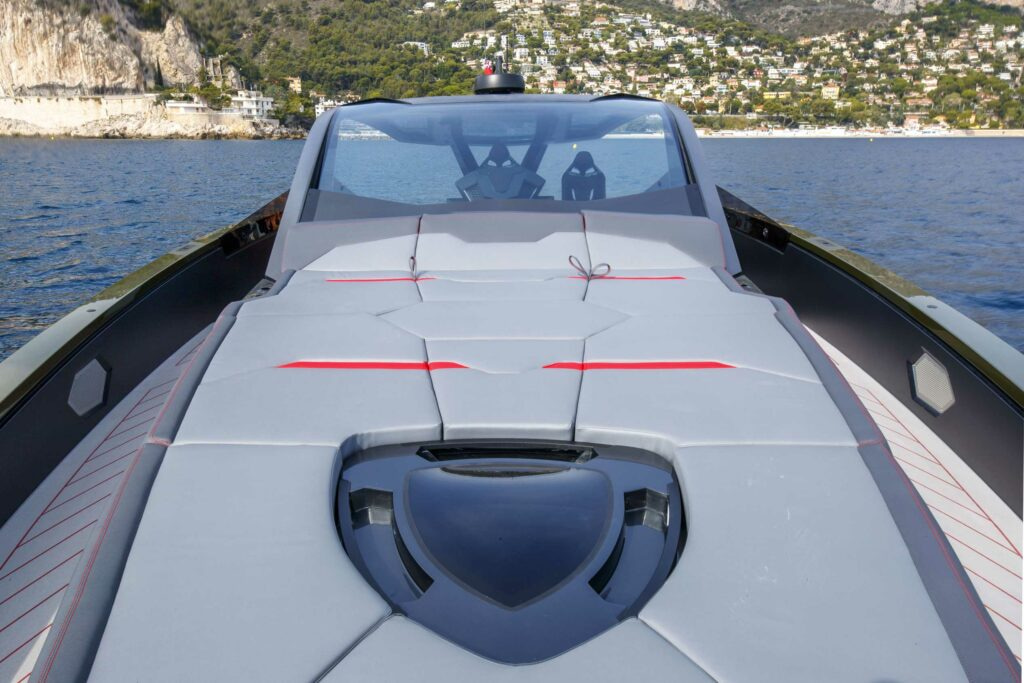2022 Tecnomar Lamborghini 63 en alquiler (photo 12)
