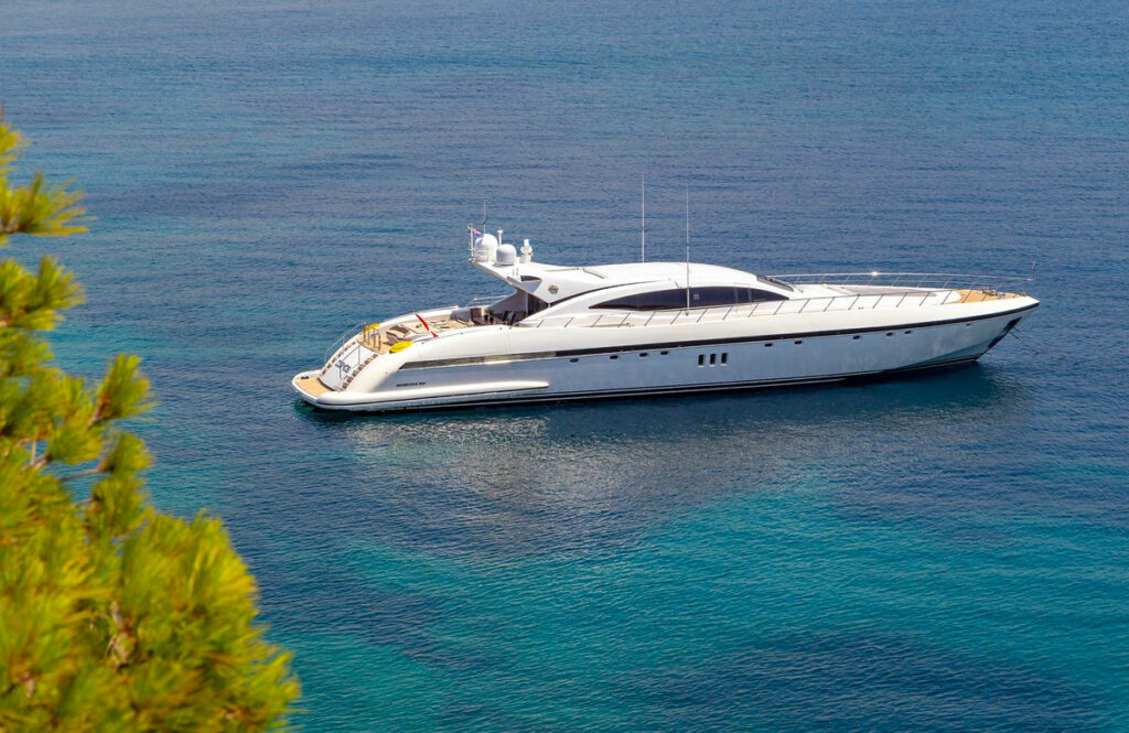2004 Overmarine Mangusta 108 à louer (photo 18)