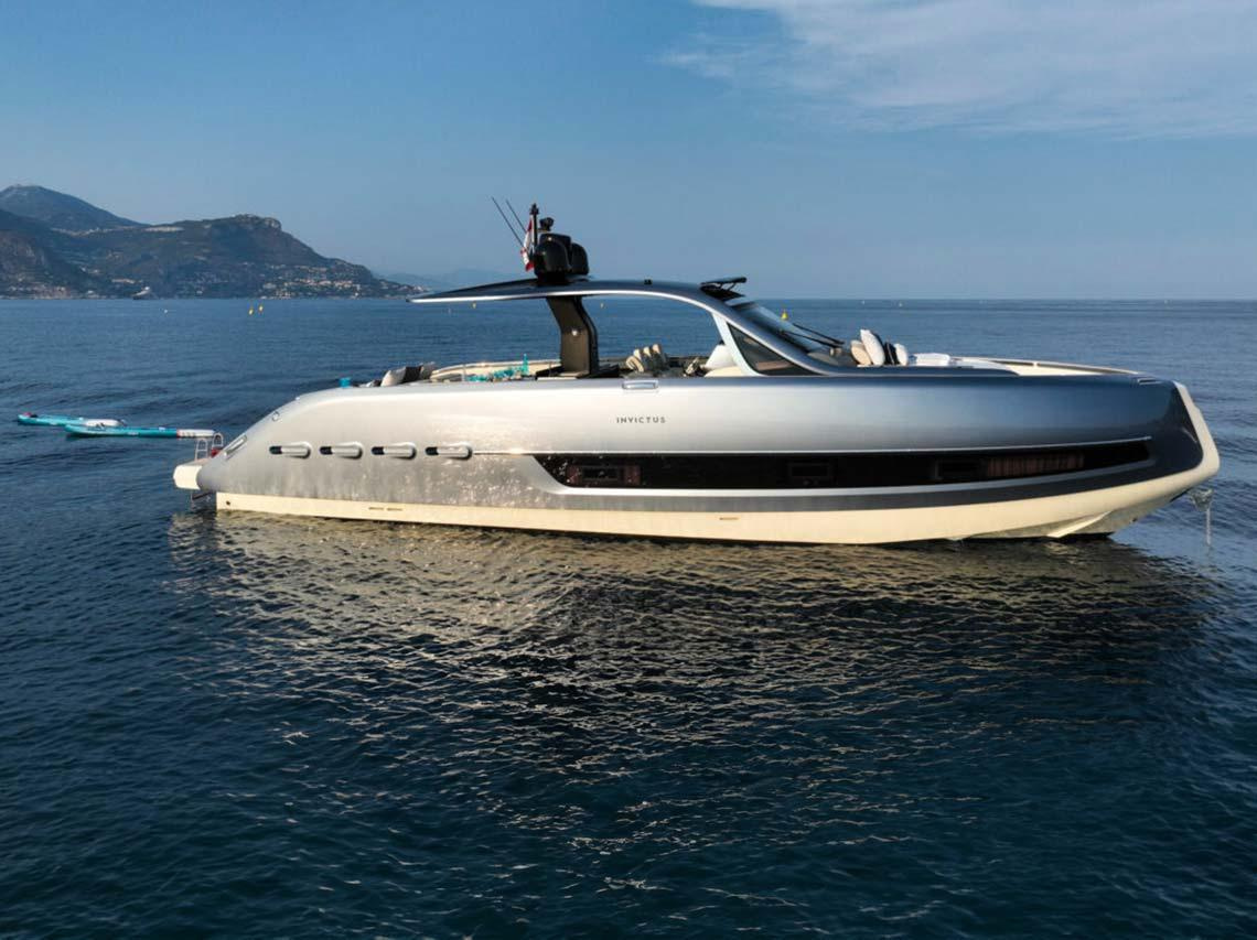 2023 Invictus Yacht TT460 zu chartern (photo 2)