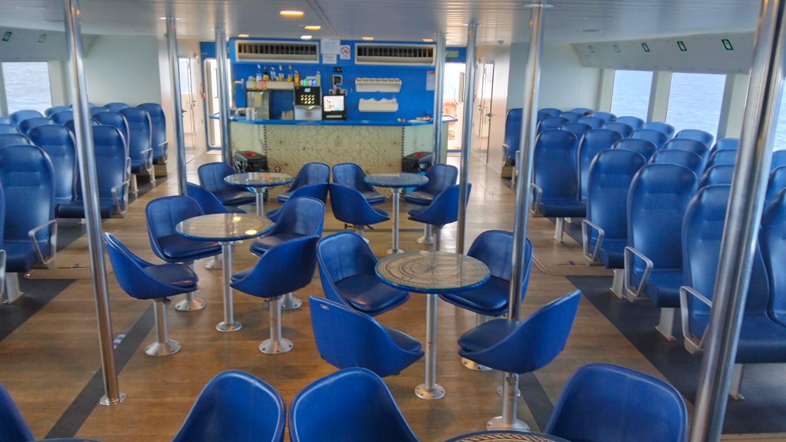 2019 Astilleros Gondán S.A Ferry 350 Pasajeros zu verkaufen (photo 9)