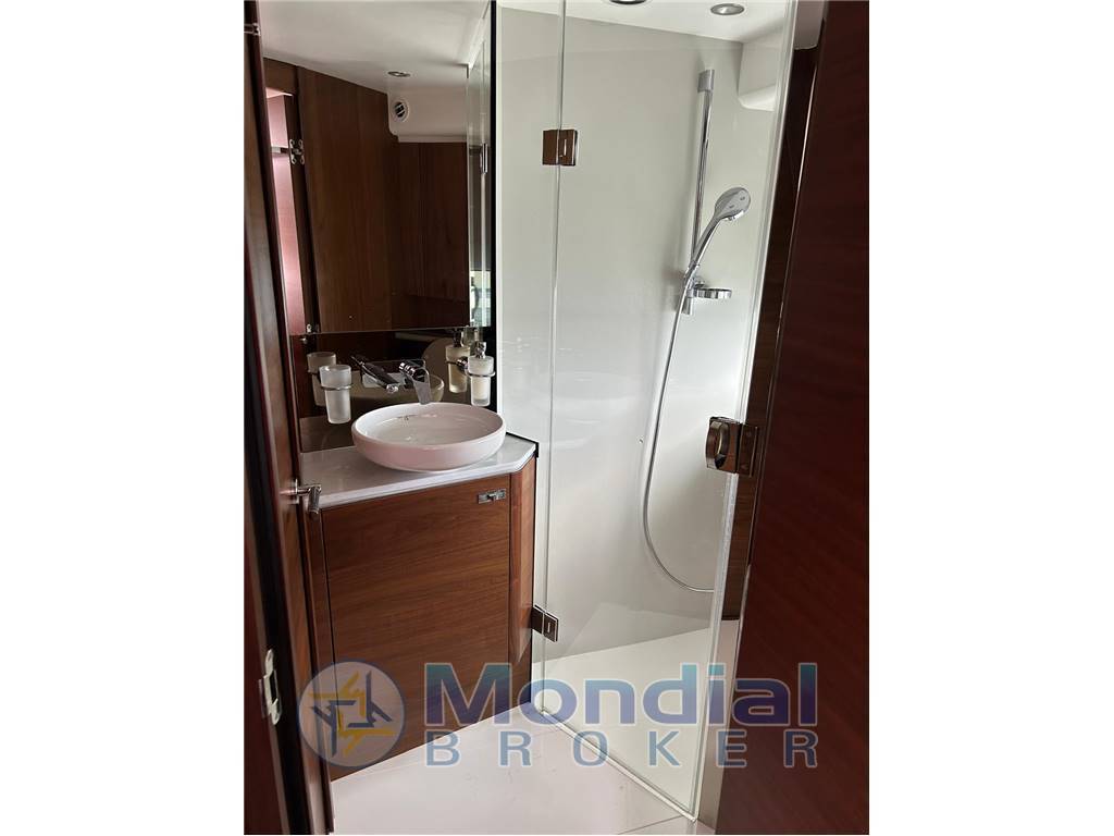 2021 Princess v50 open in vendita (photo 9)