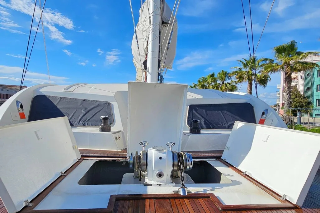 2010 Catana 85 te koop (photo 37)