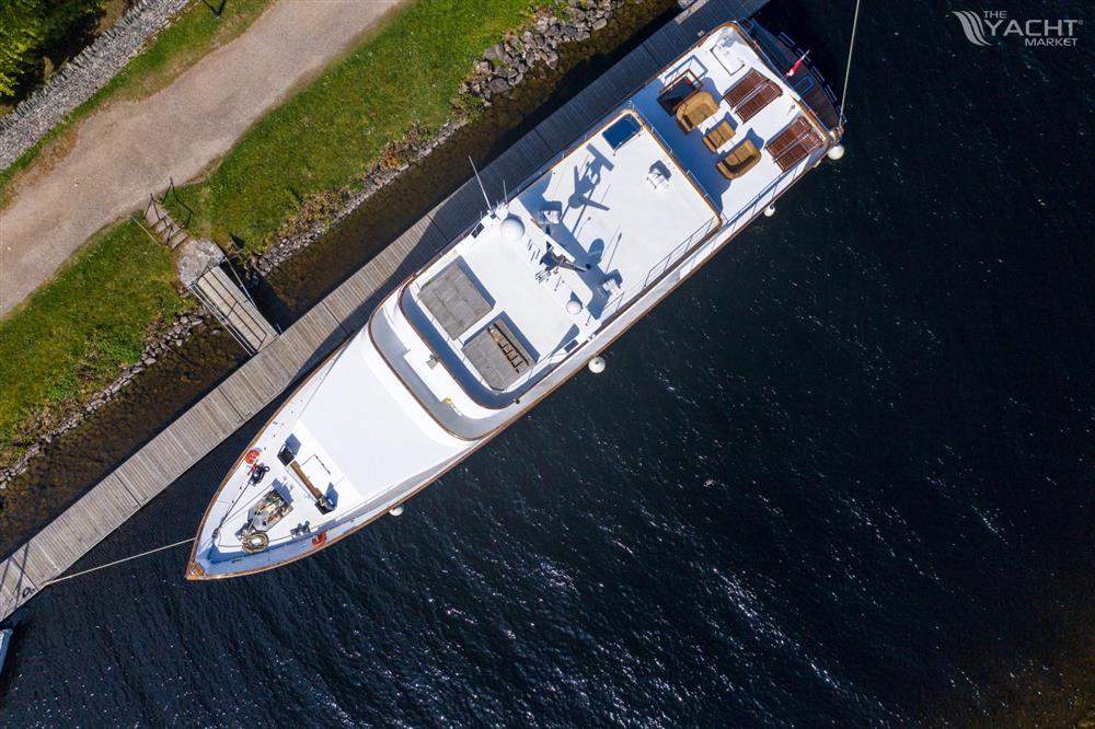2000 Explorer 34m Trawler for sale (photo 9)