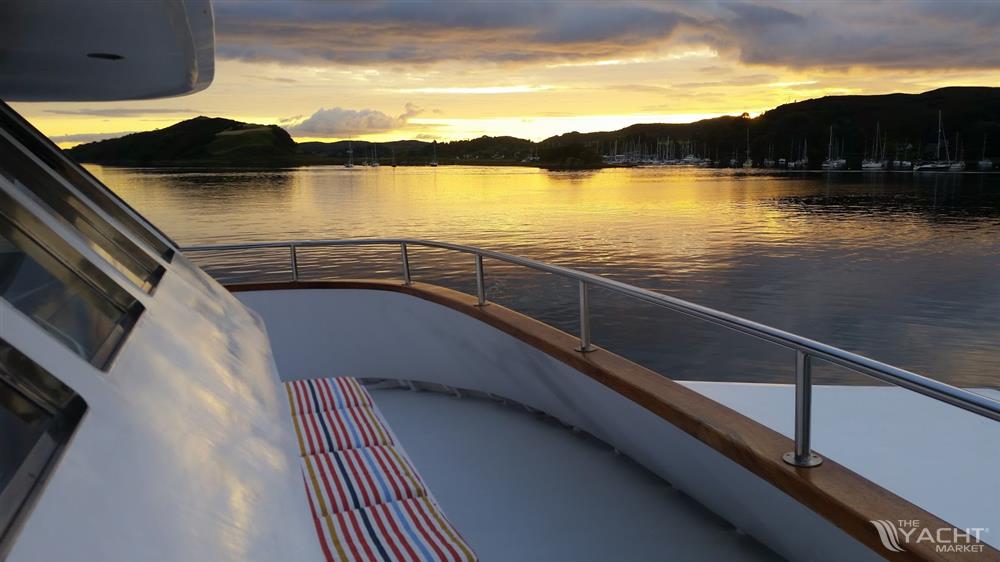 2000 Explorer Trawler 34m for sale (photo 10)