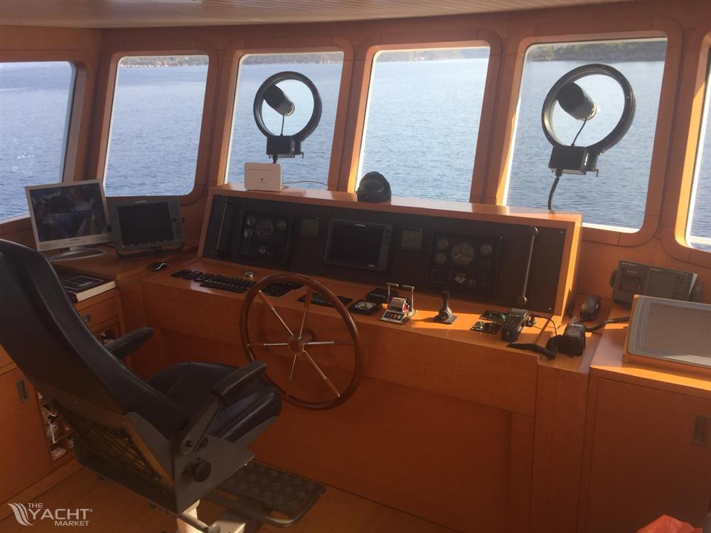 2005 Explorer 70' zu verkaufen (photo 3)