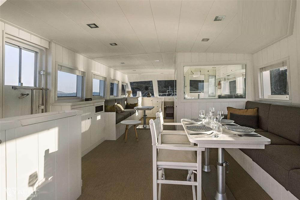 2004 Explorer Trawler 65 for sale (photo 7)