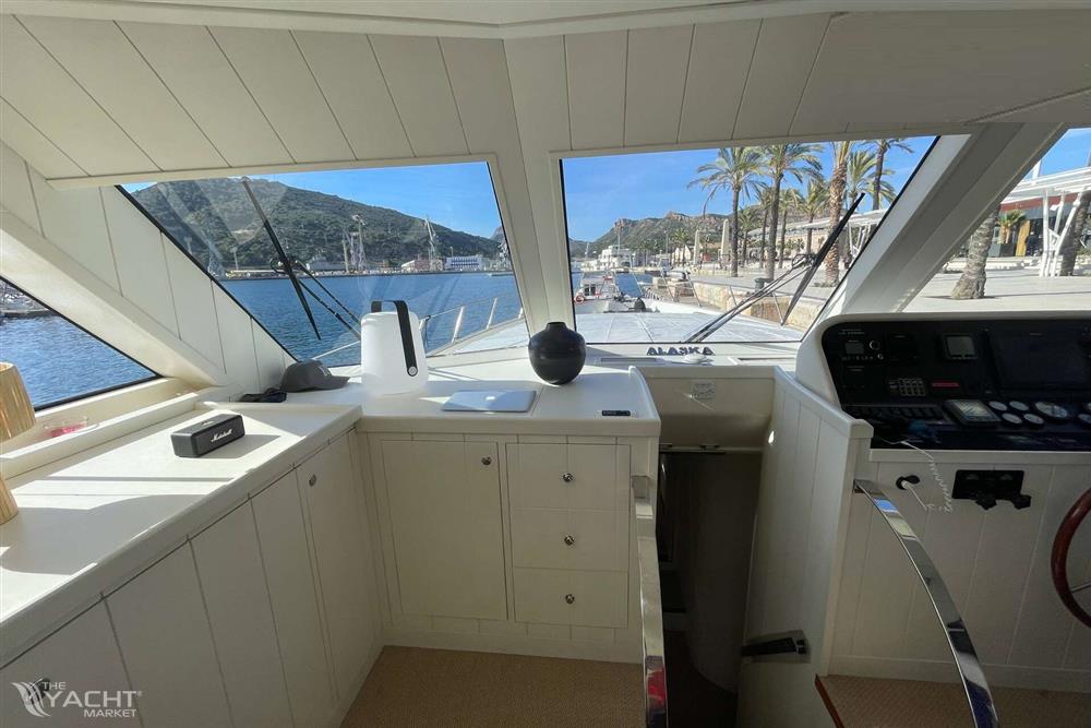 2004 Explorer Trawler 65 for sale (photo 8)