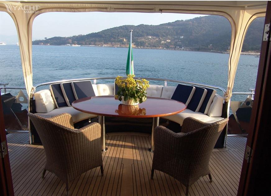 2008 North Pacific Dutch Explorer Explorer Trawler 70' à vendre (photo 5)