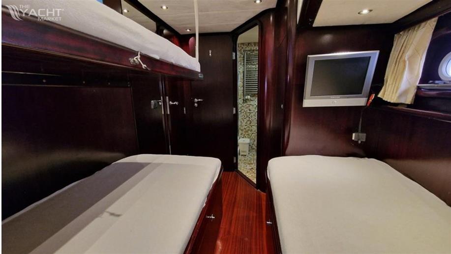 2008 North Pacific Dutch Explorer Explorer Trawler 70' à vendre (photo 14)