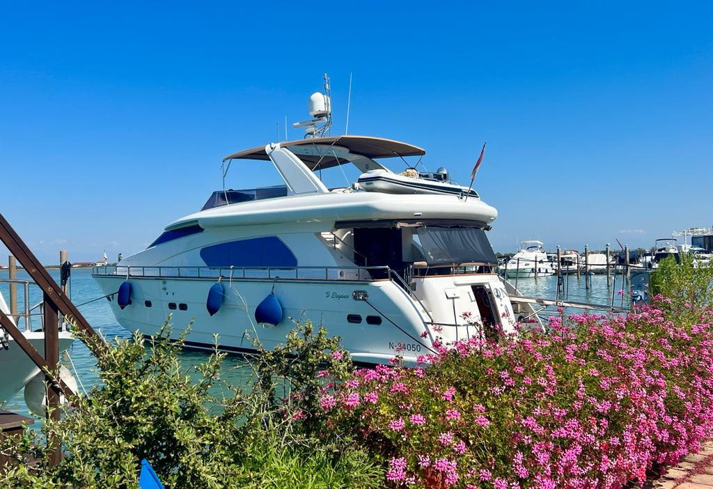 2003 Elegance 68 zu verkaufen (photo 2)