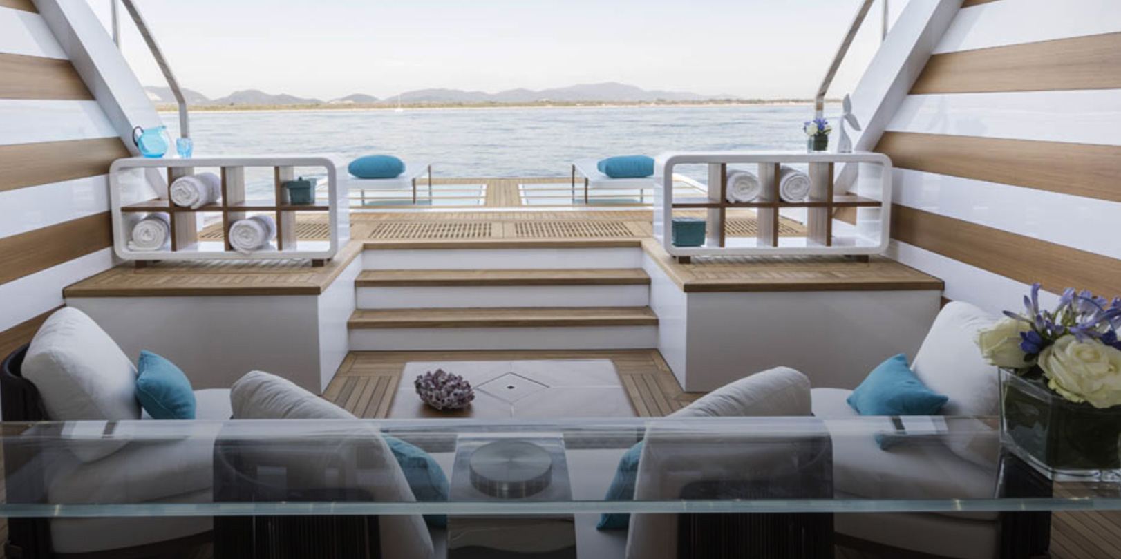 2021 Mangusta Oceano 43 for sale (photo 2)