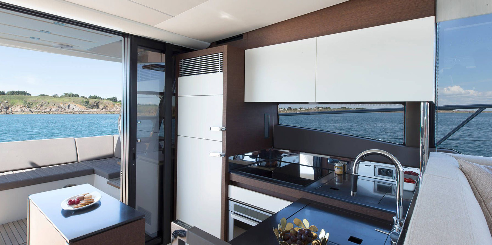 2021 Prestige 520 Fly te koop (photo 3)