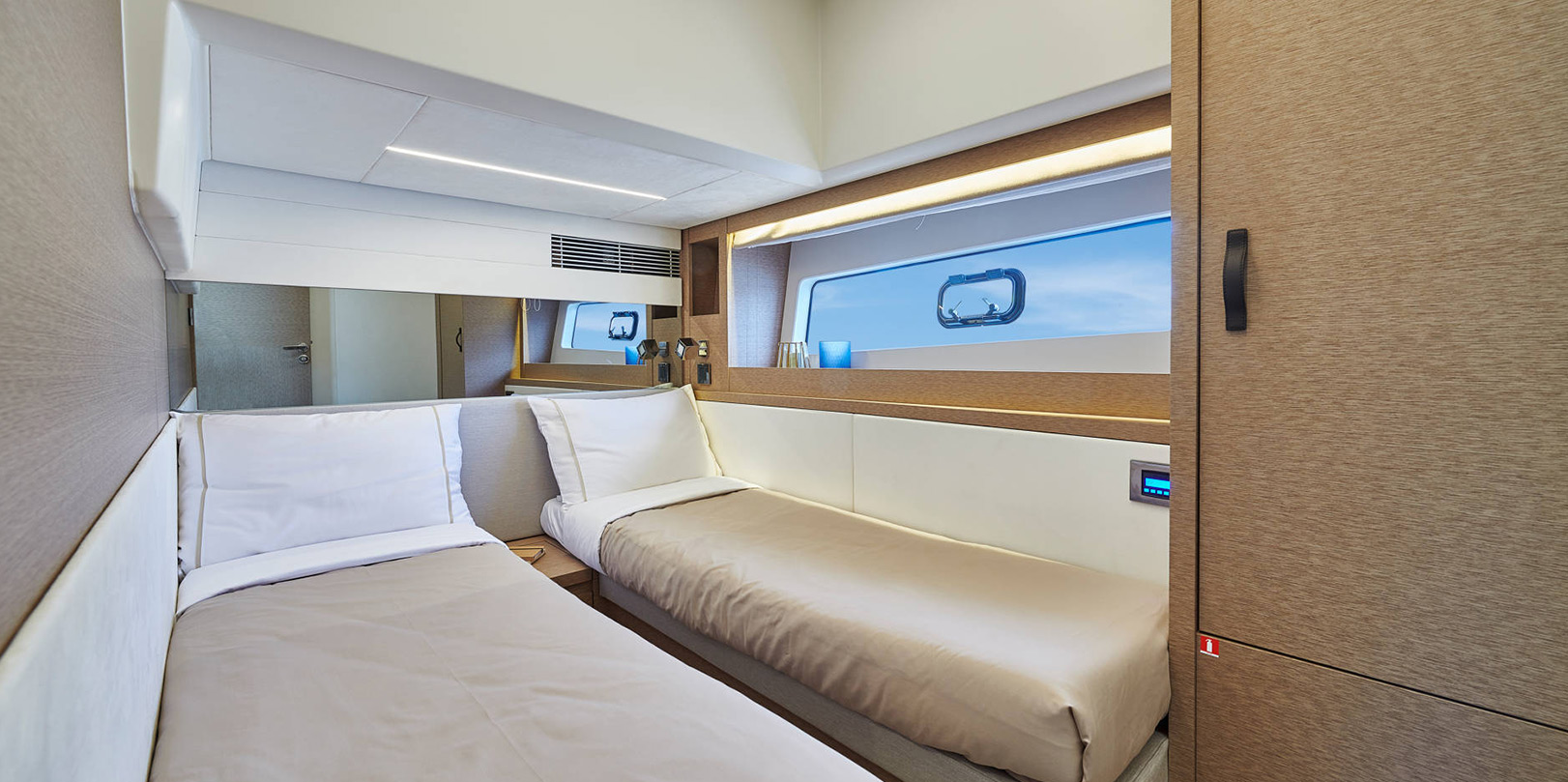 2021 Prestige 590 Fly in vendita (photo 14)