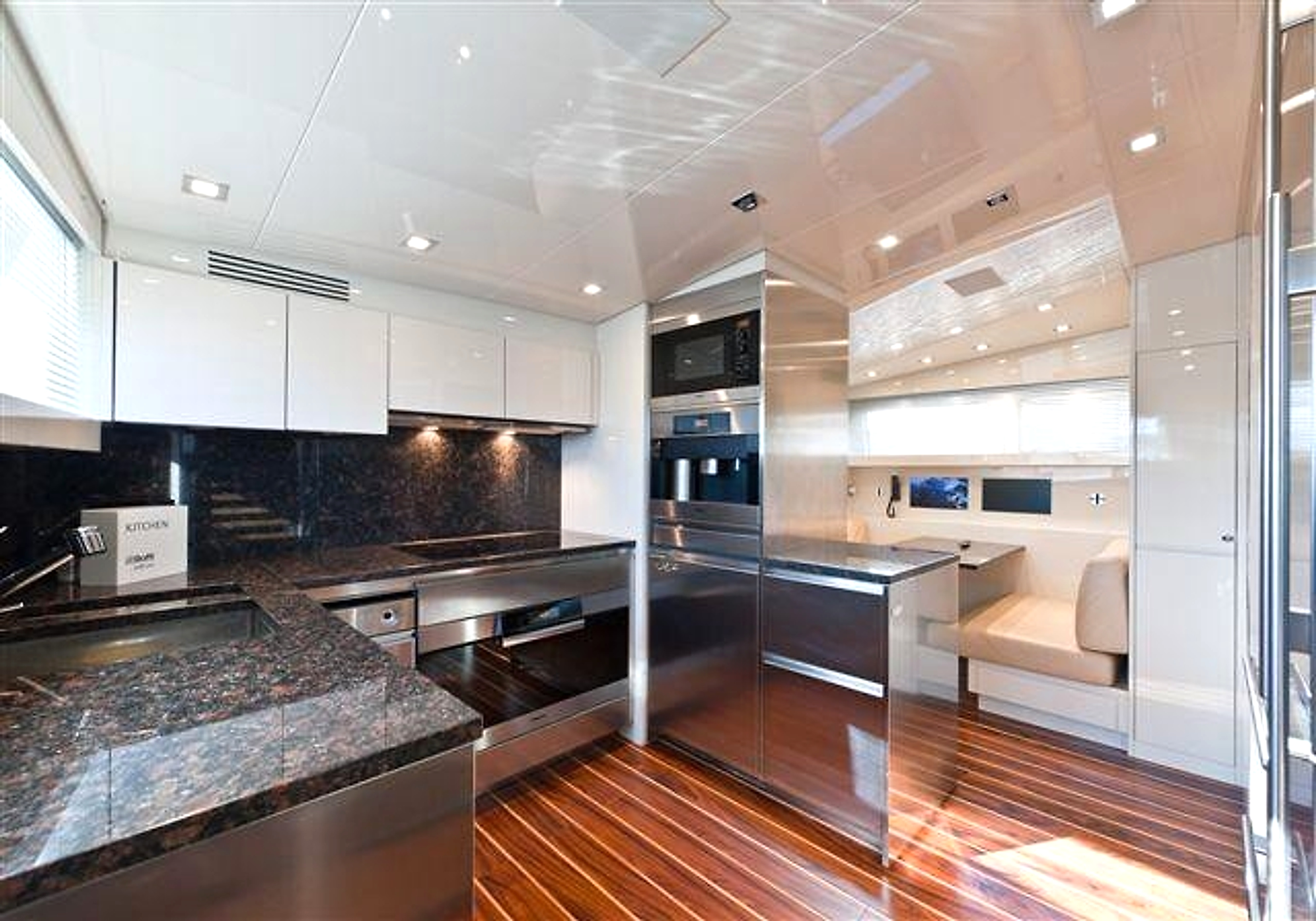 2010 San Lorenzo 88 te koop (photo 7)