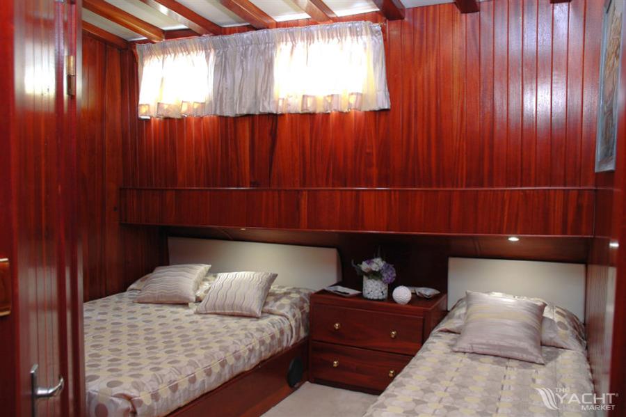 2000 Mega Wooden Motor Sailer 38m. à vendre (photo 11)