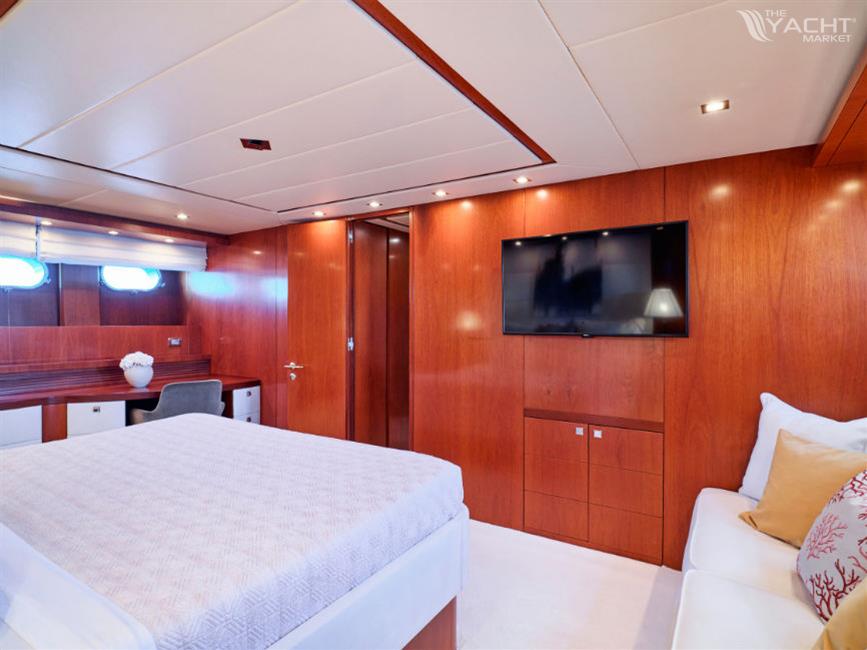 2010 Maiora 33DP à vendre (photo 16)