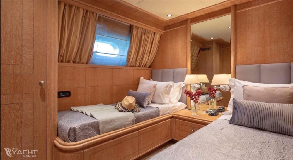 2002 Admiral 90 in vendita (photo 14)