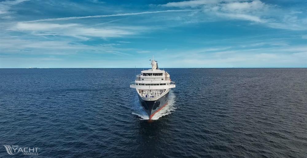 1996 Commercial Boats Cruise Ship 135m for sale (photo 1)