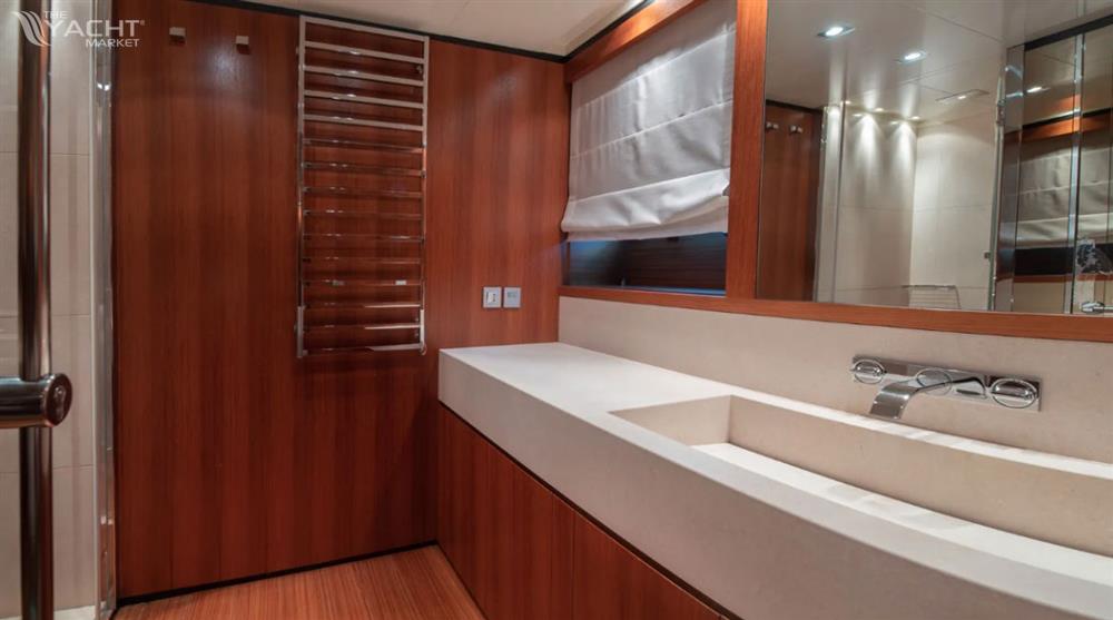 2007 Baglietto 42 te koop (photo 7)