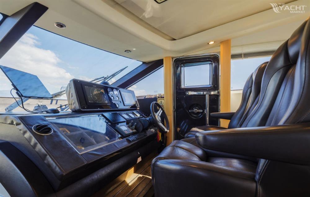 2010 Princess V78 for sale (photo 15)