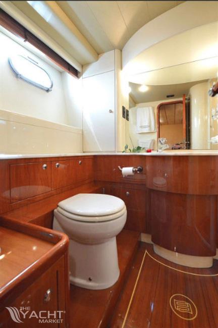 2001 Ferretti Yachts 680 zu verkaufen (photo 11)