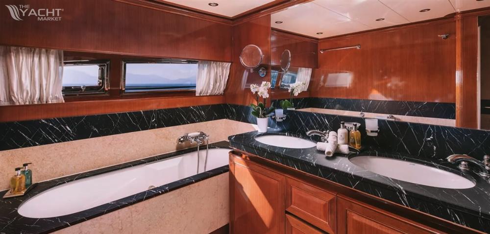2006 Posillipo Technema 95S for sale (photo 22)