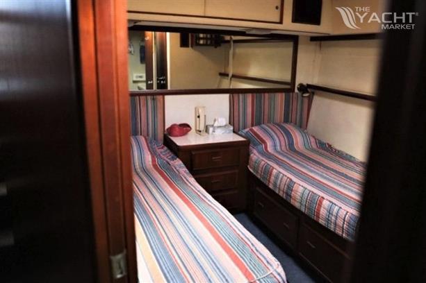 1986 Bertram 54 for sale (photo 13)