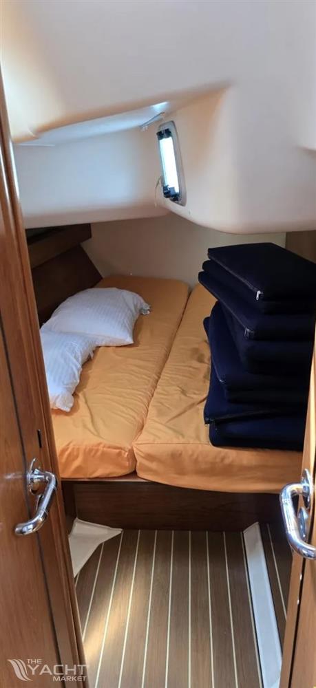 2005 Jeanneau Sun Odyssey 49 for sale (photo 12)