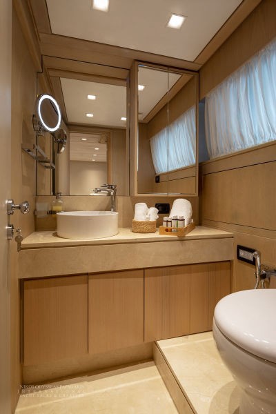 2001 Admiral 31m en venta (photo 19)