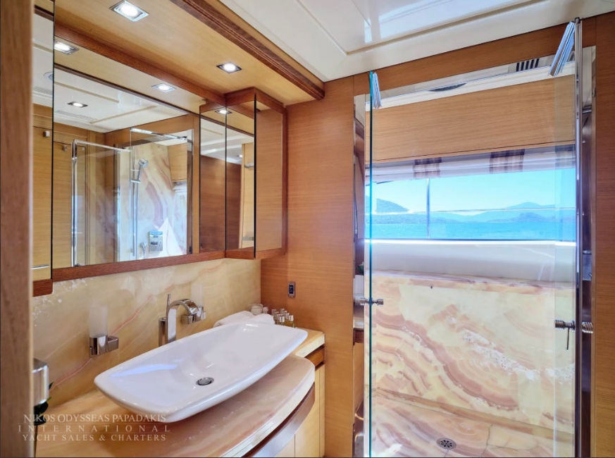 2007 Ferretti Custom Line 97 en venta (photo 24)