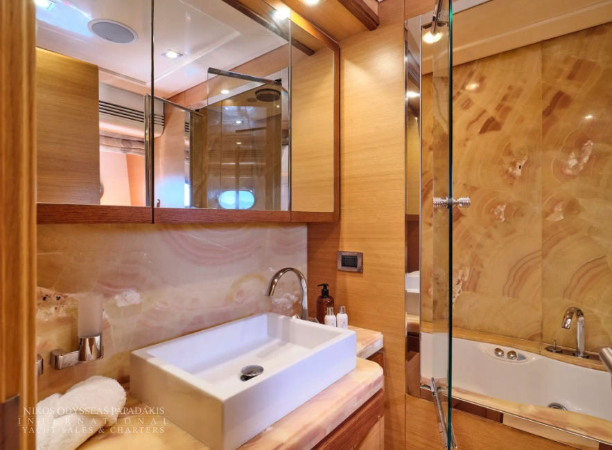 2007 Ferretti Custom Line 97 en venta (photo 27)