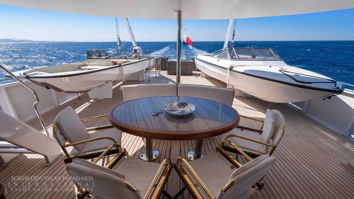 1982 Benetti 37.60m na sprzedaż (photo 8)
