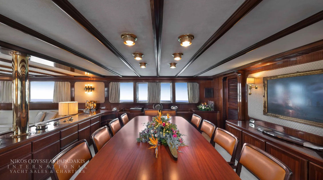 1982 Benetti 37.60m na sprzedaż (photo 12)