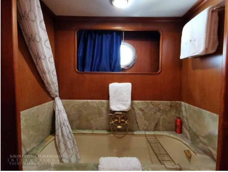 1988 Codecasa 34m for sale (photo 22)
