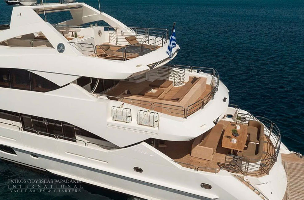 2011 Sunseeker 40m for sale (photo 4)