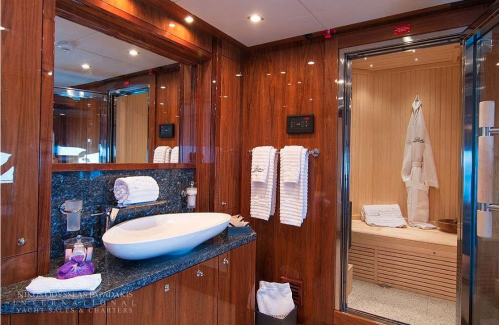 2011 Sunseeker 40m for sale (photo 32)