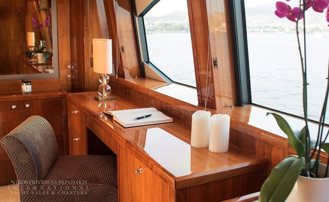 2011 Sunseeker 40m for sale (photo 35)