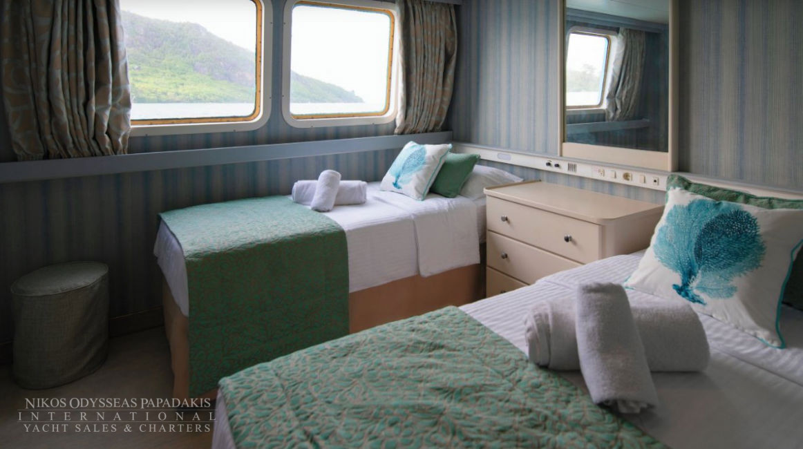1990 Boutique Cruise Ship 45m na sprzedaż (photo 11)