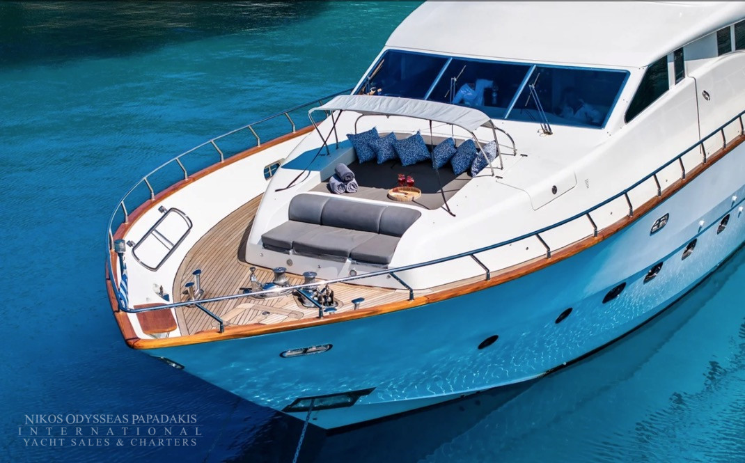 2004 Leopard 26 Flybridge for sale (photo 8)