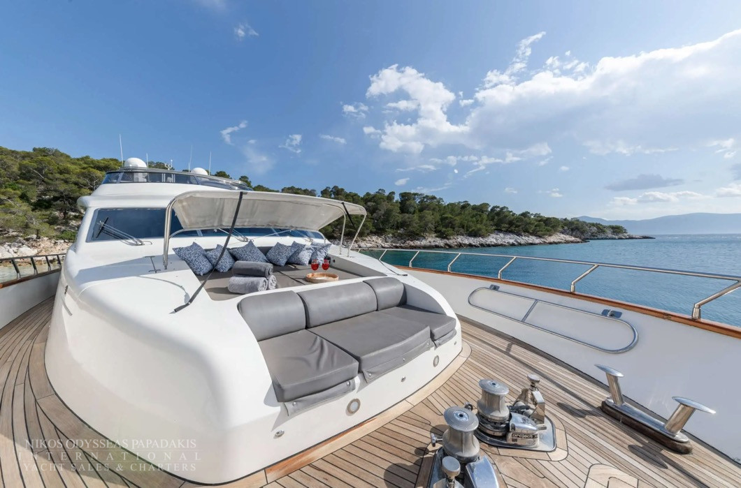2004 Leopard 26 Flybridge for sale (photo 10)