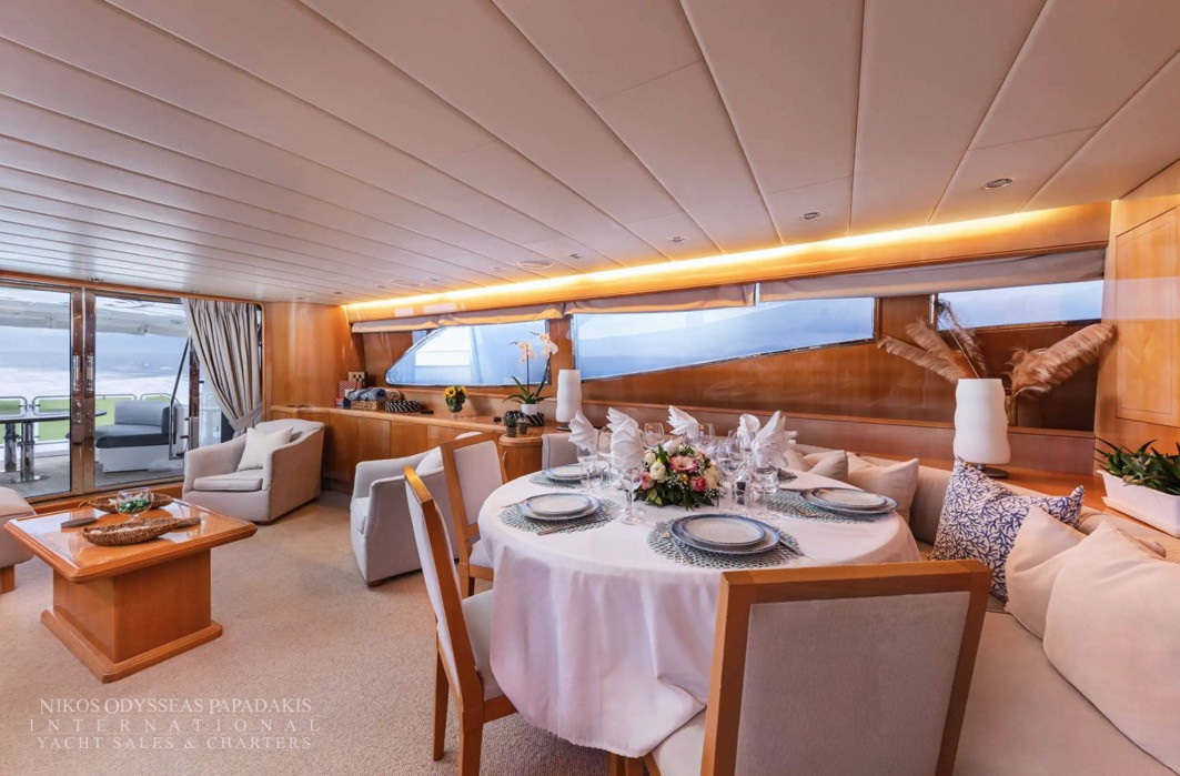 2004 Leopard 26 Flybridge for sale (photo 21)