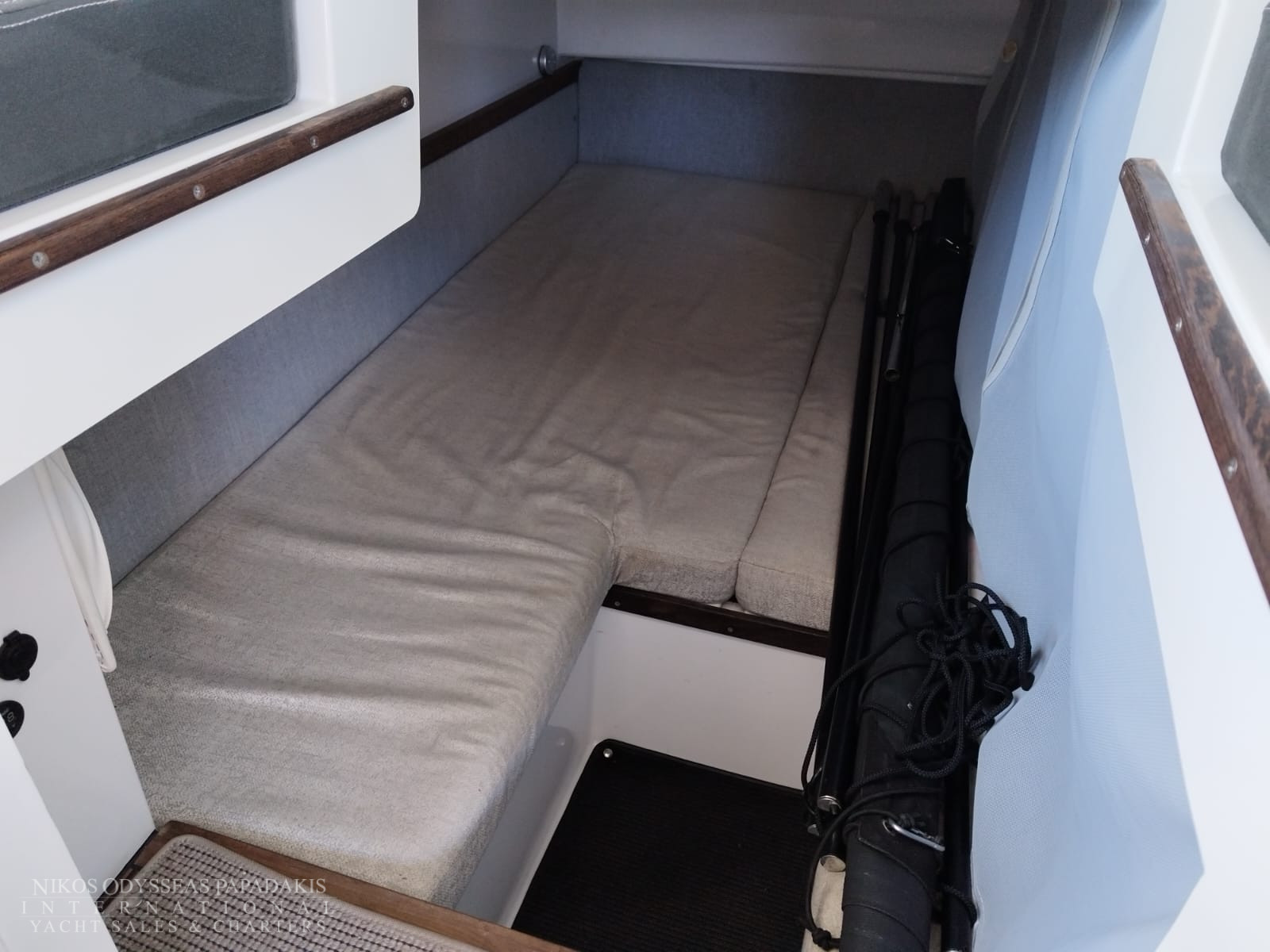 2019 Axopar 37 Cabin zu verkaufen (photo 8)