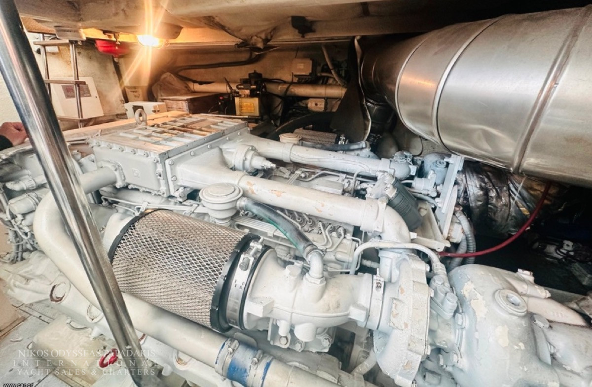 2001 Ferretti 680 te koop (photo 18)
