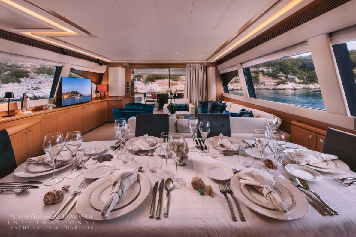 2009 Ferretti 830 na sprzedaż (photo 12)