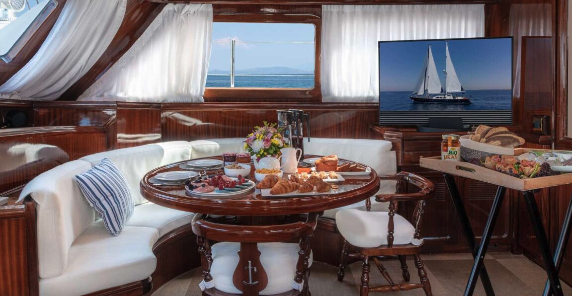 1984 CCYD Sailing Yacht 26m for sale (photo 9)