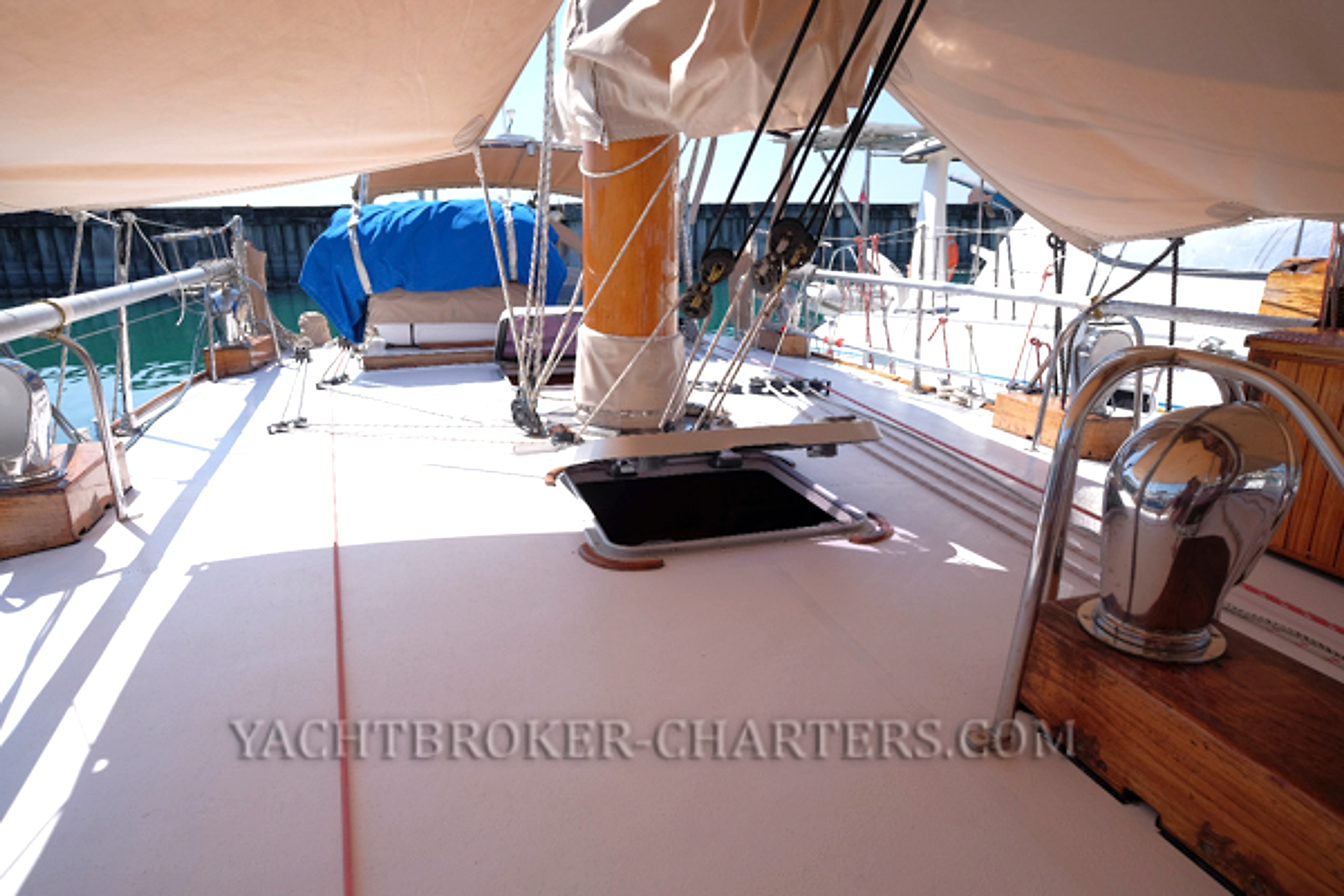 2007 Benford Dory 38 in vendita (photo 9)