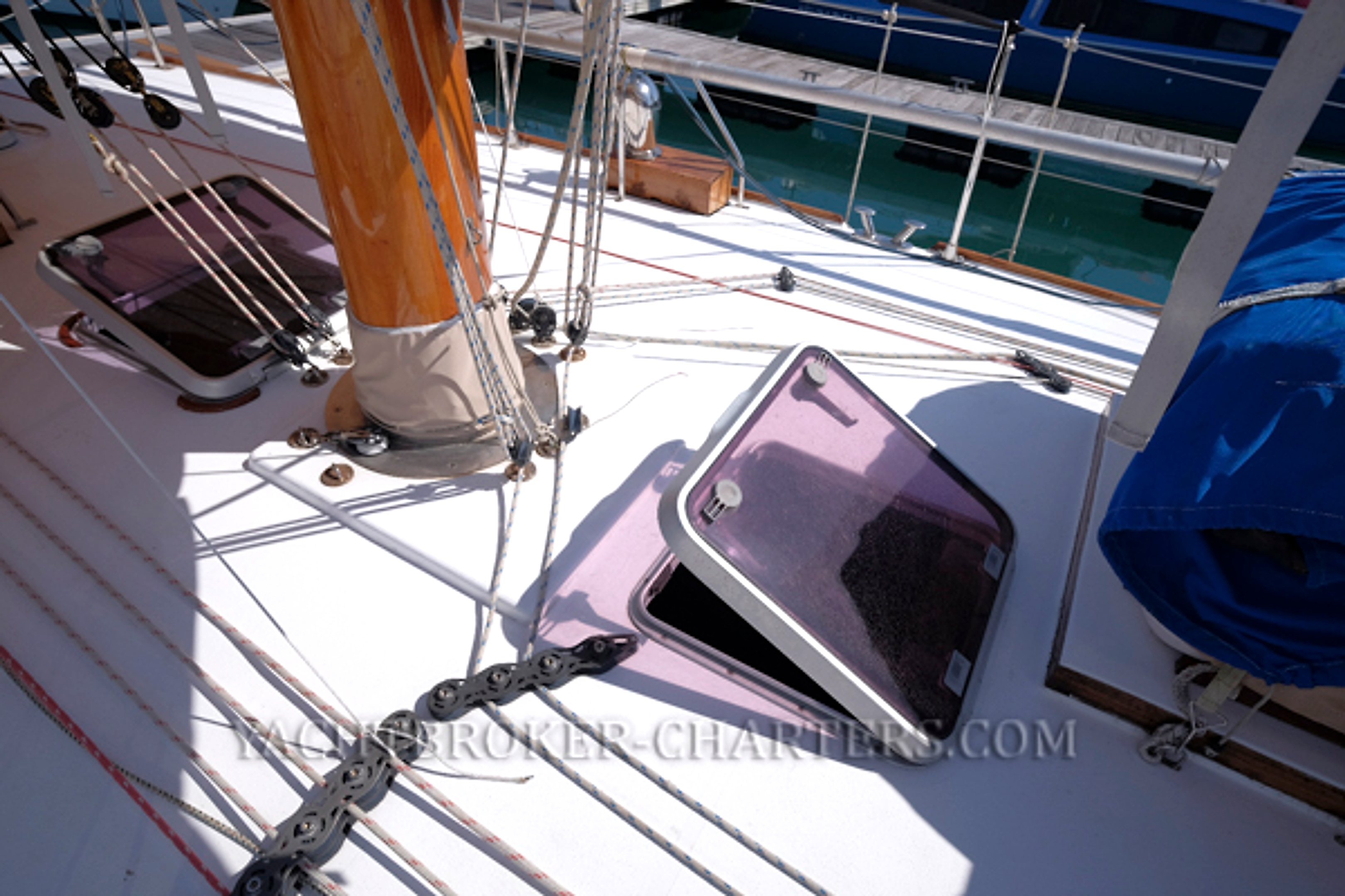 2007 Benford Dory 38 in vendita (photo 30)