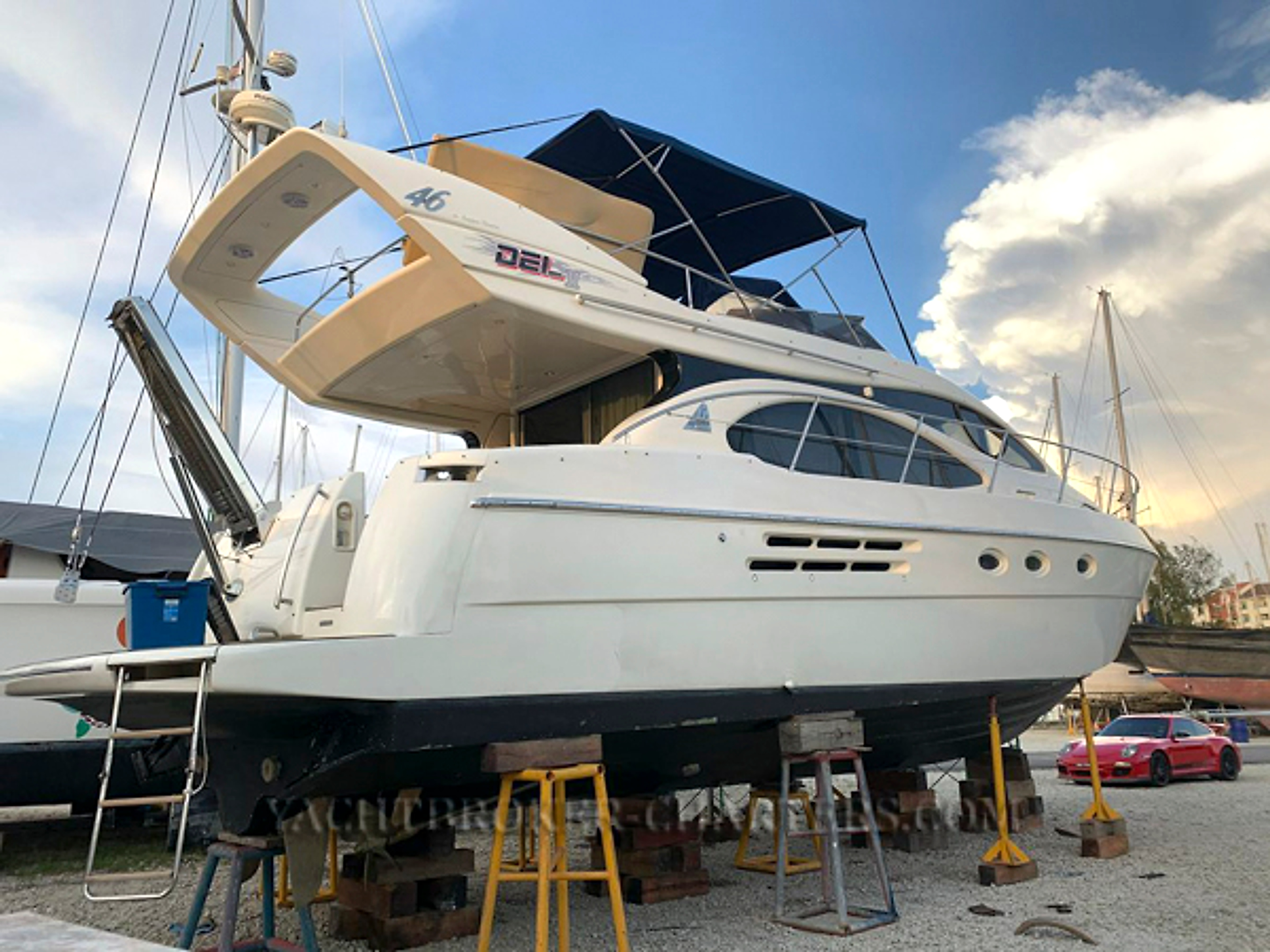 2002 Azimut 46 for sale (photo 2)